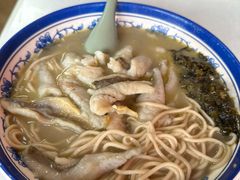 -明呈黄鱼面馆(斜土路店)
