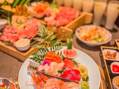 -铭牛烧肉·和牛海鲜自助(高新月牙湖店)