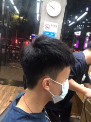 -首脑美发沙龙