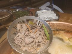 -洱火云南酸菜牛肉火锅(石景山当代商城店)