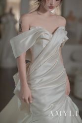 -艾米丽婚纱礼服