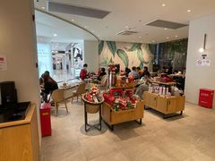 -星巴克臻选(上海淮海百盛购物中心店)