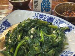 炒山野菜（蒲公英叶）-苗湘食府(十年店)