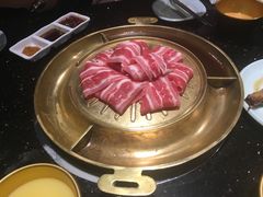 -猪啊牛呀羊啊铜盘烤肉(正大广场店)