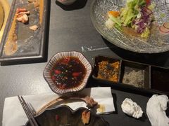 -铭牛烧肉·和牛海鲜自助(高新月牙湖店)