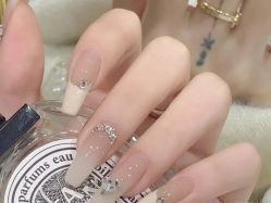 -1T·1M 日式美甲美睫