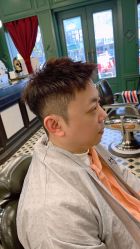 -海文先生国潮烫染男士理发馆