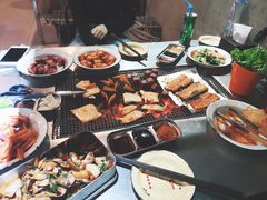 -马路牙子烧烤音乐酒馆(望京店)