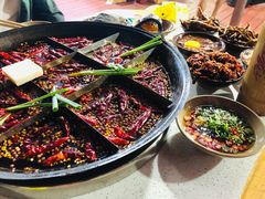 -正贰捌经重庆老火锅(建设路店)