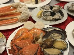 -广州万富希尔顿酒店·感趣自助餐厅·金秋蟹宴生蚝海鲜刺身