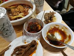 红油味钵钵鸡-嘉州叶婆婆钵钵鸡(建设路店)