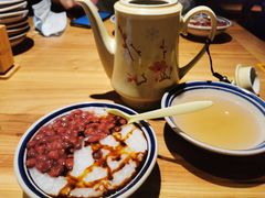 红豆稀饭-泥糊破店小酒馆·团建聚餐(南京西路店)