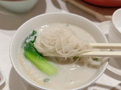 鱼汤面-夏宫·中国大饭店(中国国际贸易中心店)