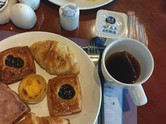 -武汉世茂希尔顿酒店·汇·全日餐厅