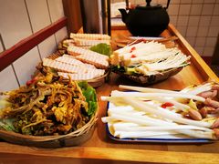 -贤合庄卤味火锅(安吉万达店)