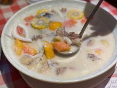 浓汤山楂椰汁浸滑鸡-龙桥私厨·姜花菊花过桥鱼·顺德菜(容桂店)