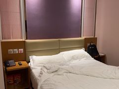 -麗枫酒店(西安小寨地铁站大雁塔店)