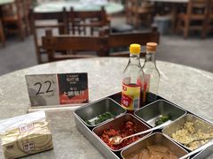 -四川小胡子海鲜(丁村万人海鲜广场店)