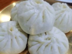 -巴汗羊肉串烧烤店