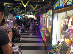 -反斗乐园π·电玩·高空拓展·蹦床(龙华天虹店)