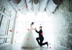 -太郎花子婚纱摄影艺术中心