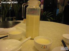 豆浆-金百万烤鸭店(马甸店)