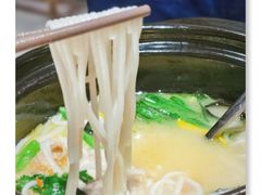 云南过桥米线-云海肴·汽锅鸡·云南菜(高德置地店)