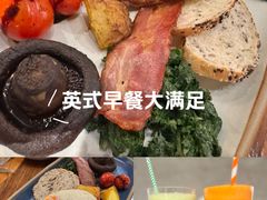 -瑞虹新天地月亮湾