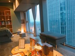 -得闲·高空SPA(东盟店)