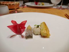 鸿运山楂鹅肝-鲤院·新中式美学·庭院餐厅(夫子庙店)