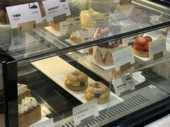 面包甜点陈列柜-光作面包Voila Lumiere(中山店)