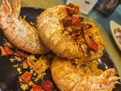 -三亚火车头万人海鲜广场