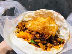 -清真马乐贝腊牛肉蛋黄菜夹馍(马蓉洒金桥店)