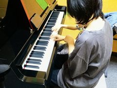 -COCO  BOMB国际流行音乐(爱琴海校区)
