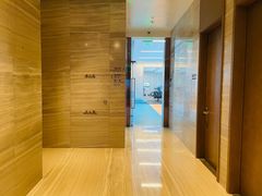 -大连星海皇冠假日酒店