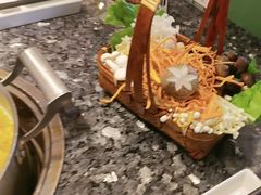 -一席地·本地鸡窝·杭帮鸡火锅(萧山银隆百货店)