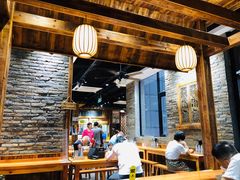 大堂-弄堂咪道-饭香·面香·馄饨香(兴梅店)