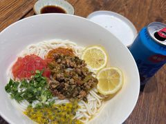 -粉八·云南米线·建水烧烤(常熟路店)