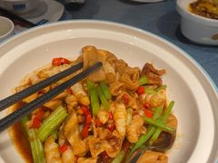 -坛宗剁椒鱼头(河西王府井店)