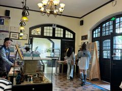 -良友书坊(安徽路店)