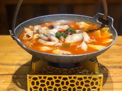 思茅酸汤鱼片-老滇山寨•云南特色菜•地方菜•民族风情歌舞表演(金碧店)