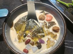 椰子碗-小椒娘撒椒鱼火锅(三八广场店)