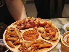 -月满大江火锅(总府路店)