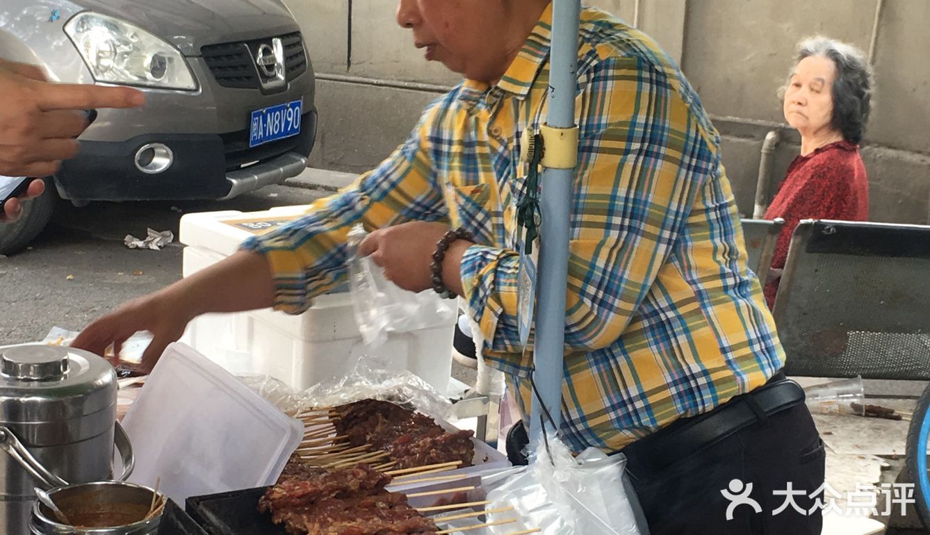 牛肉鲜嫩，吃得出来是当天现煮的新鲜肉