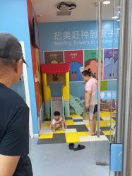 -熊小米专业儿童游泳馆