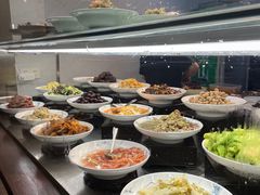 自助取餐区-鹰龙海畔度假酒店(咸祥店)