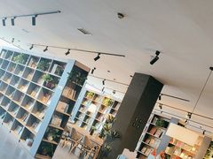-魔方城市书房(中街益田店)
