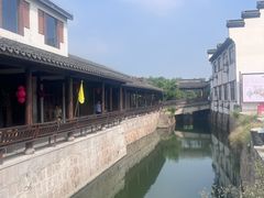 -丝绸小镇荻港古村