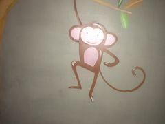 -卡罗酒店(东门晒布地铁站店)