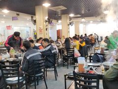 大堂-牛一煲美食(江高店)